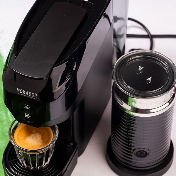 Набор Mokador DIVA D1 Vending Black + Aeroccino 3 &mdash; кофемашина и вспениватель молока 2052282567 фото