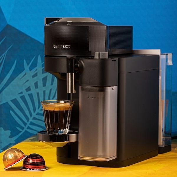 Кофемашина Nespresso Vertuo Lattissima Black с молочной системой для капсул Vertuo 1984637053 фото