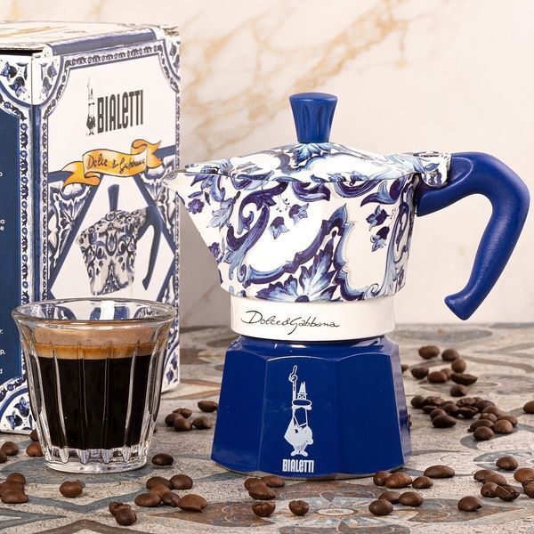 Гейзерная кофеварка Bialetti Moka Express Dolce&Gabbana Blu Mediterraneo, 3 чашки 0005345 фото