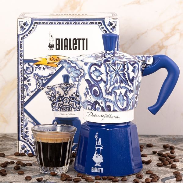 Гейзерная кофеварка Bialetti Moka Express Dolce&Gabbana Blu Mediterraneo, 6 чашек 0005346 фото