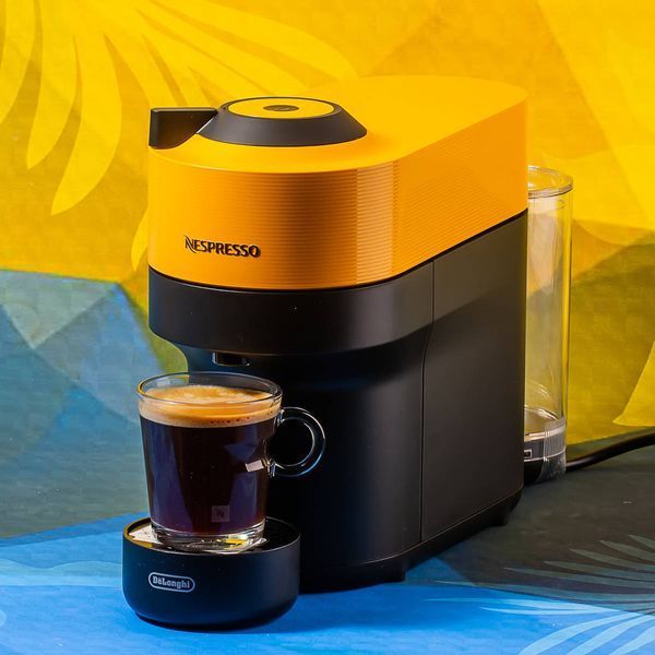 Кофемашина Nespresso Vertuo Pop Mango Yellow + 12 капсул Vertuo 1741924147 фото