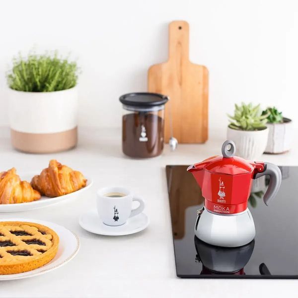 Гейзерна кавоварка Bialetti Moka Induction червона 15BAR-14808 фото